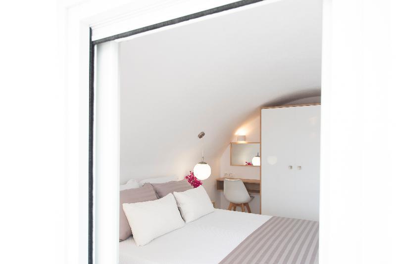 White Orchid Luxury Suites Месарія Екстер'єр фото